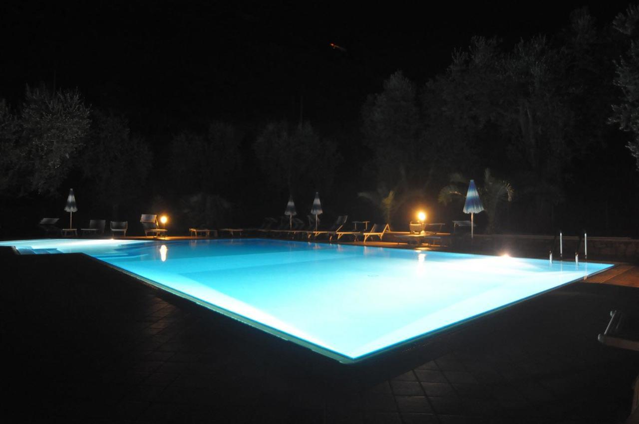 Hotel Casa Chincarini Мальчезине Экстерьер фото