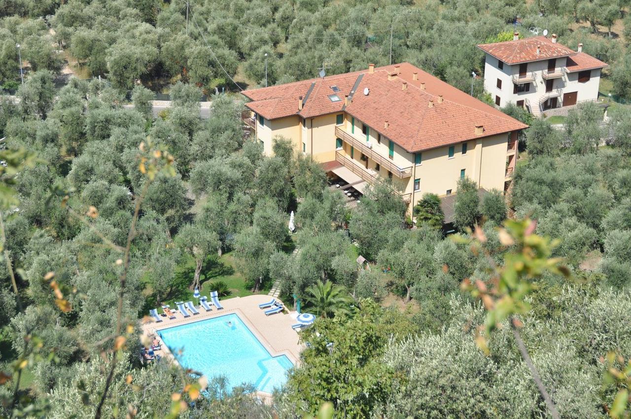 Hotel Casa Chincarini Мальчезине Экстерьер фото